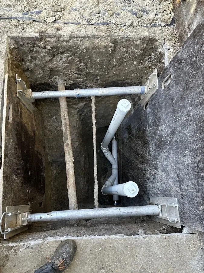 Experienced plumber completing Gas Line Repair work in Holland